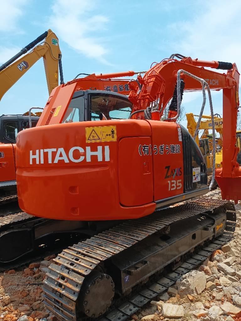 Hitachi ZX 135 U-5 大型油圧ショベル12t以上（パワーショベル・ユンボ）