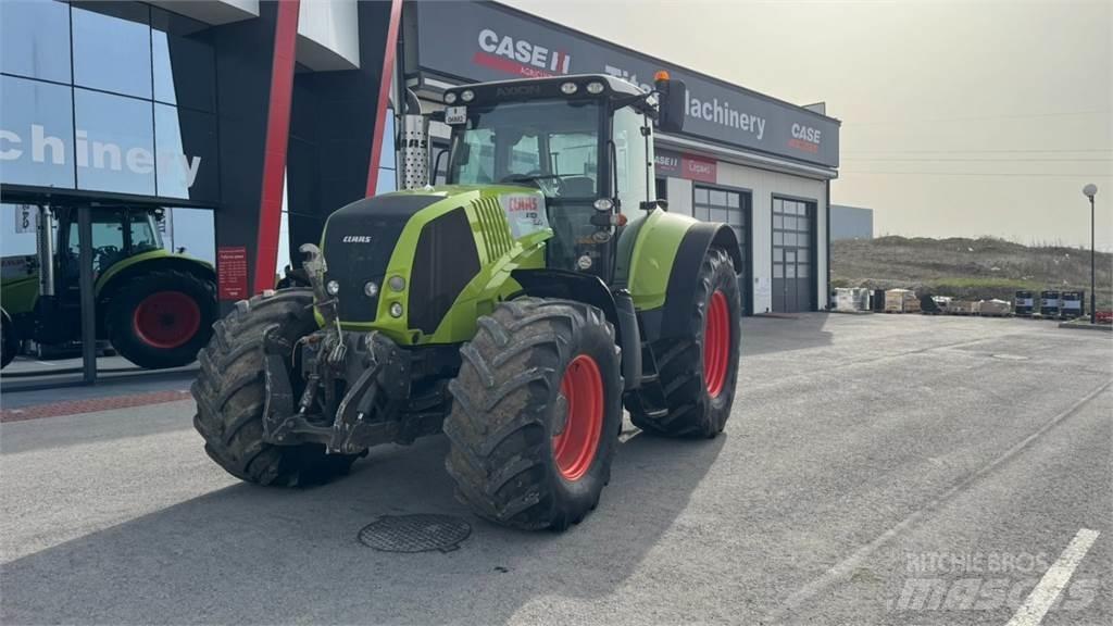 CLAAS Axion 820 トラクター