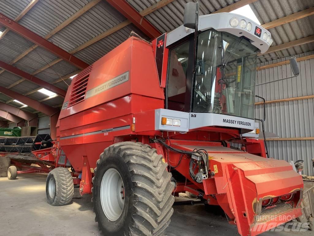Massey Ferguson 40 コンバイン