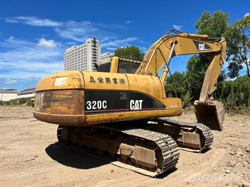 CAT 320 C 大型油圧ショベル12t以上（パワーショベル・ユンボ）