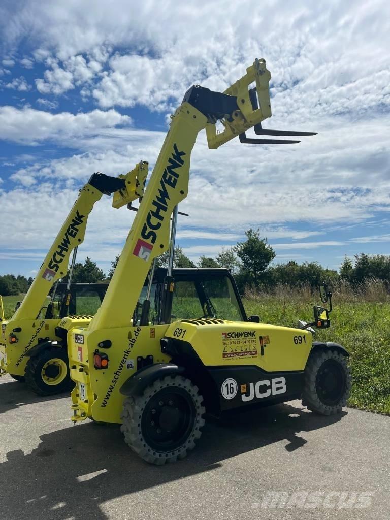 JCB 525-60 テレスコーピックハンドラー