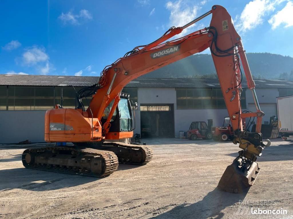 Doosan DX 235 LCR 大型油圧ショベル12t以上（パワーショベル・ユンボ）