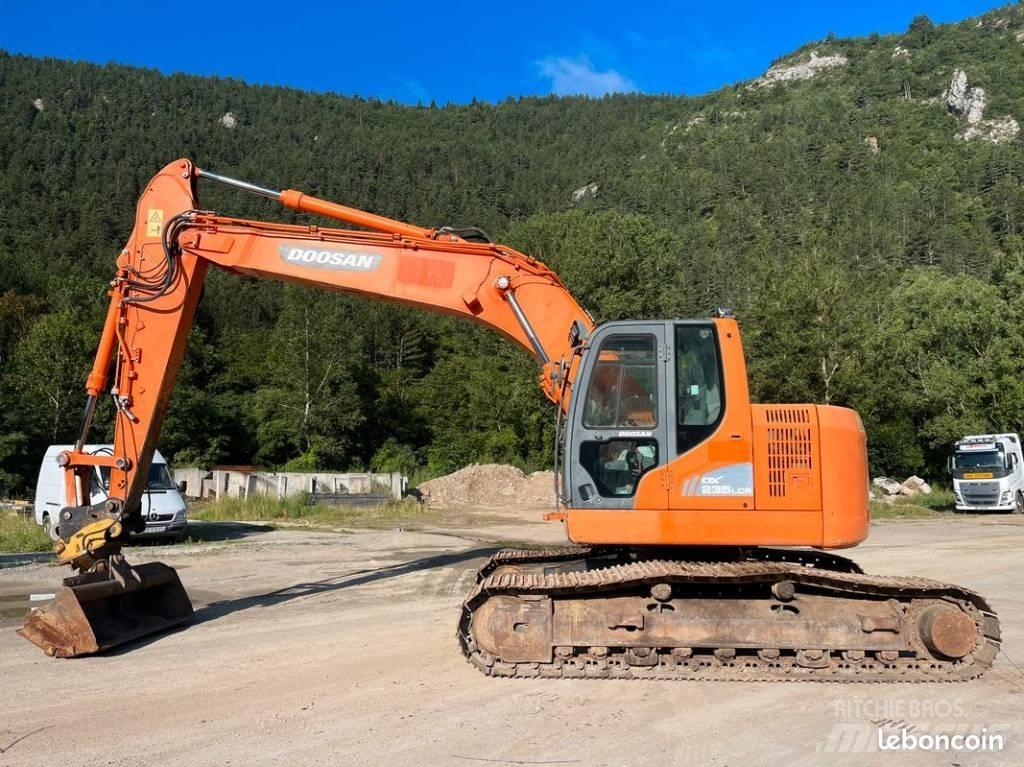Doosan DX 235 LCR 大型油圧ショベル12t以上（パワーショベル・ユンボ）