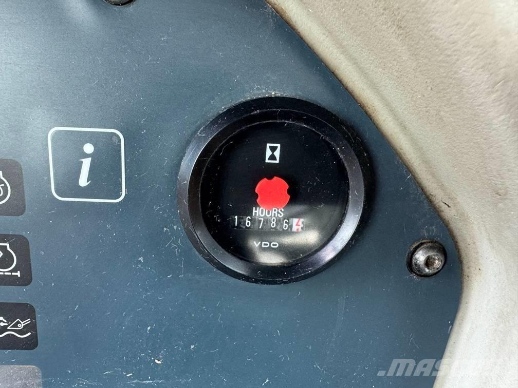 Liebherr PR 734 L GP ブルドーザー