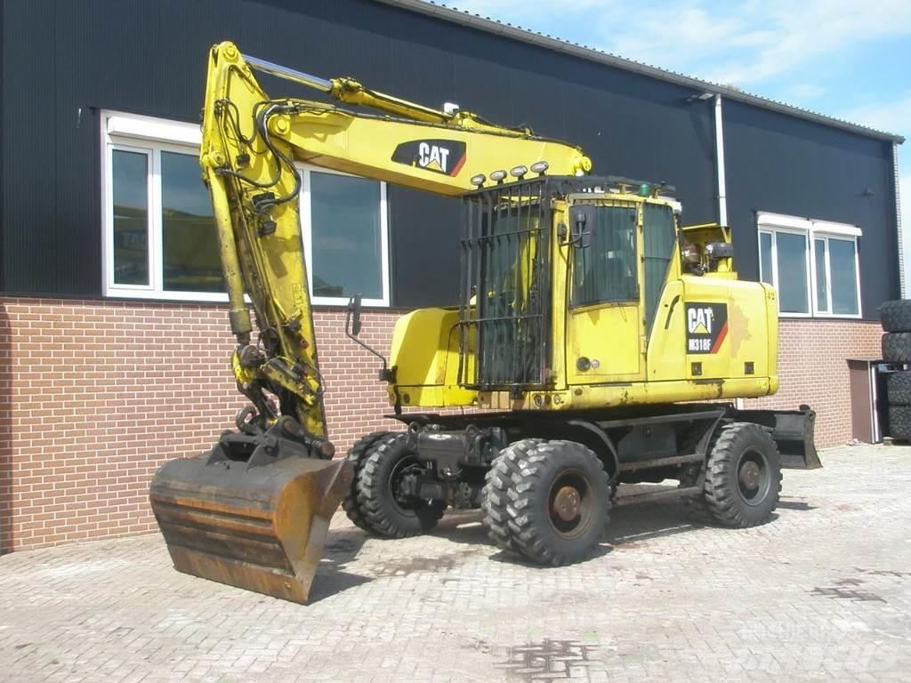 CAT M318F ホイール式油圧ショベル（パワーショベル・ユンボ・バックホー）