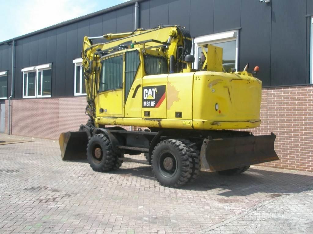CAT M318F ホイール式油圧ショベル（パワーショベル・ユンボ・バックホー）