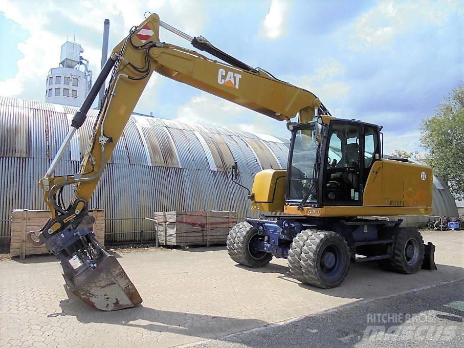CAT M 320 F ホイール式油圧ショベル（パワーショベル・ユンボ・バックホー）