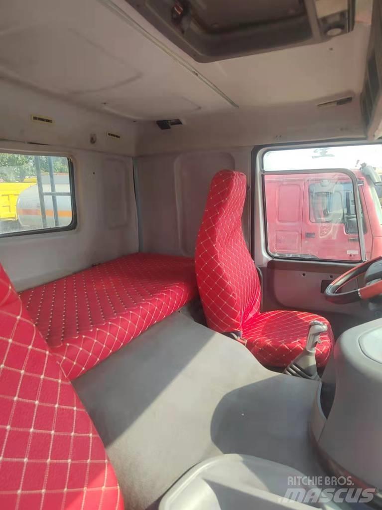 Howo 375 8X4 クレーントラック、ユニック車