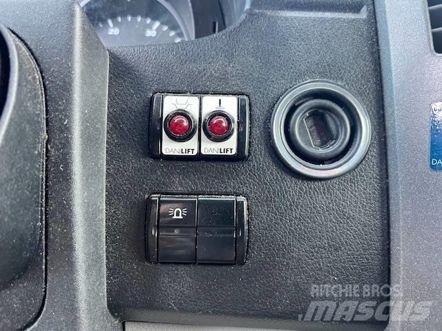Palfinger P 130 V トラック高所作業車