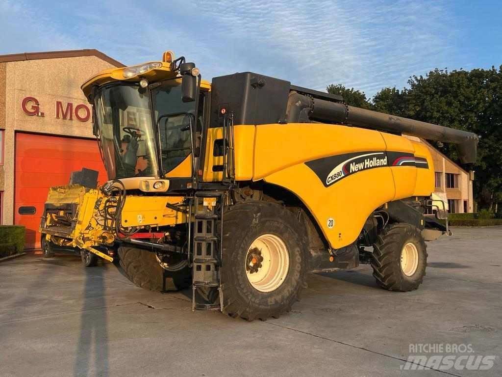 New Holland CX 880 コンバイン