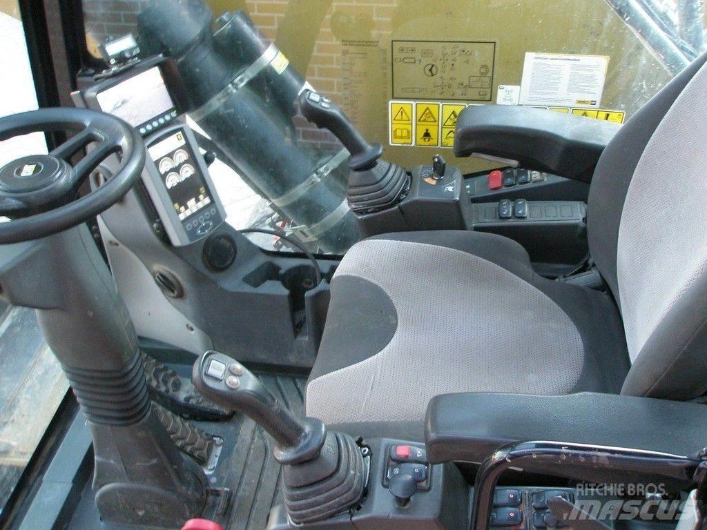 CAT MH3024 廃棄物／工業産廃処理機