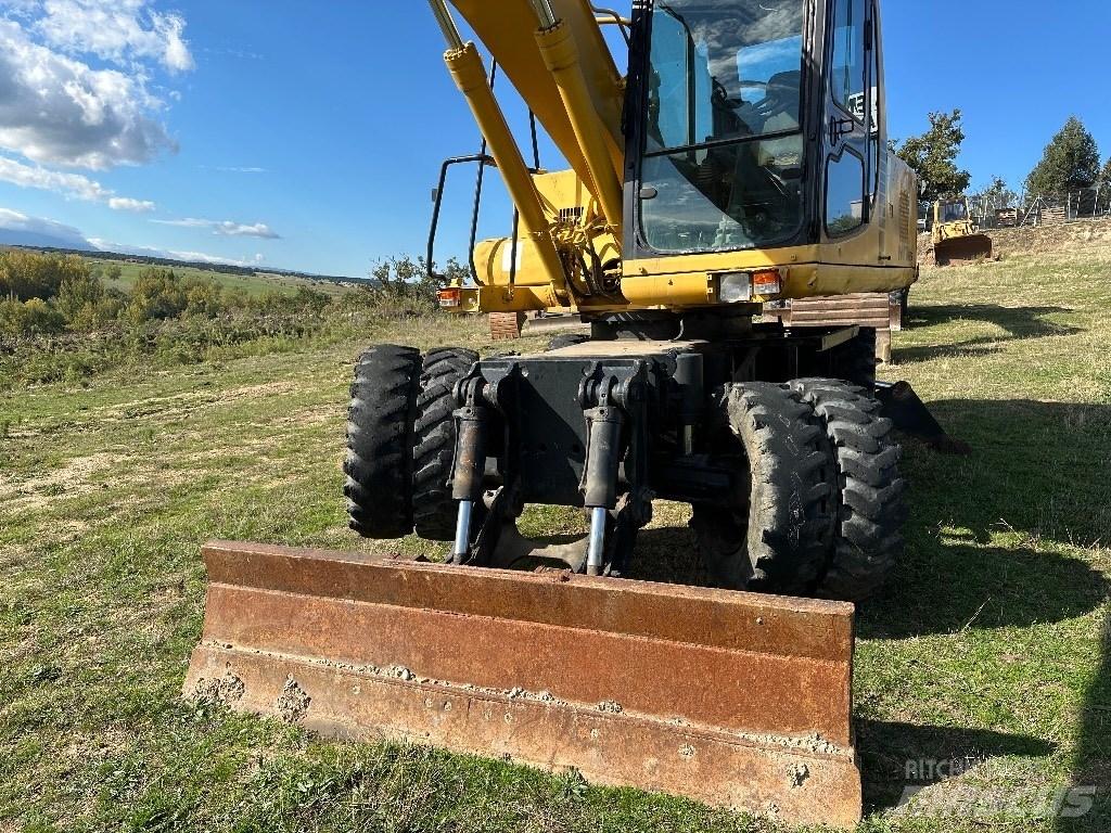 Komatsu PW 170-6 ホイール式油圧ショベル（パワーショベル・ユンボ・バックホー）