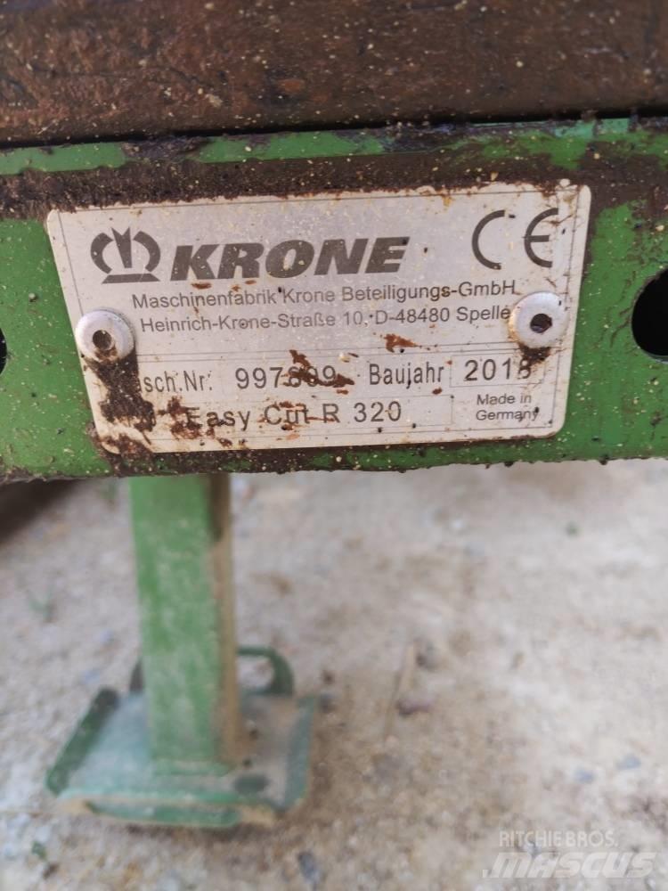 Krone Easy Cut R320 芝刈り機