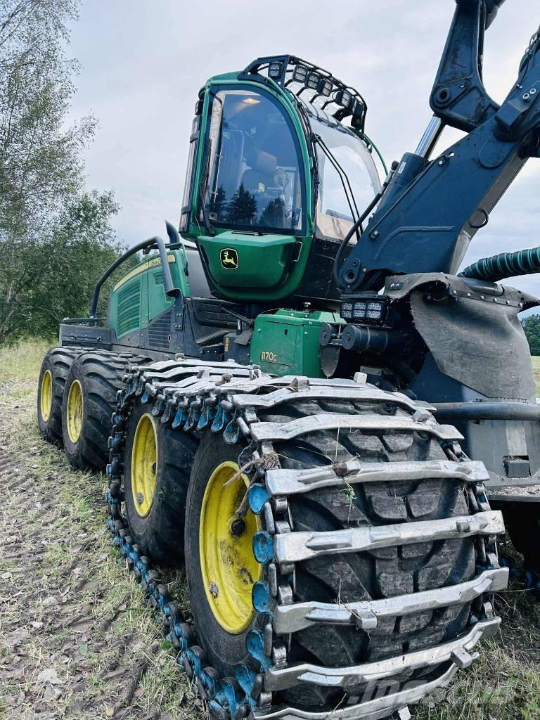 John Deere 1170G 8W ハーベスター