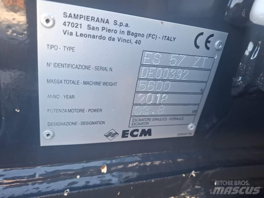 ECM ES 57 ZT ミニ油圧ショベル 7t以下（ミニユンボ・ミニディガー）