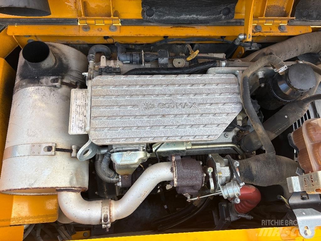 JCB JS 131 大型油圧ショベル12t以上（パワーショベル・ユンボ）