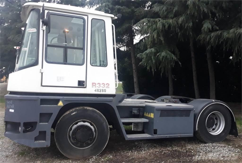  R332-4x4 ターミナルトラクター