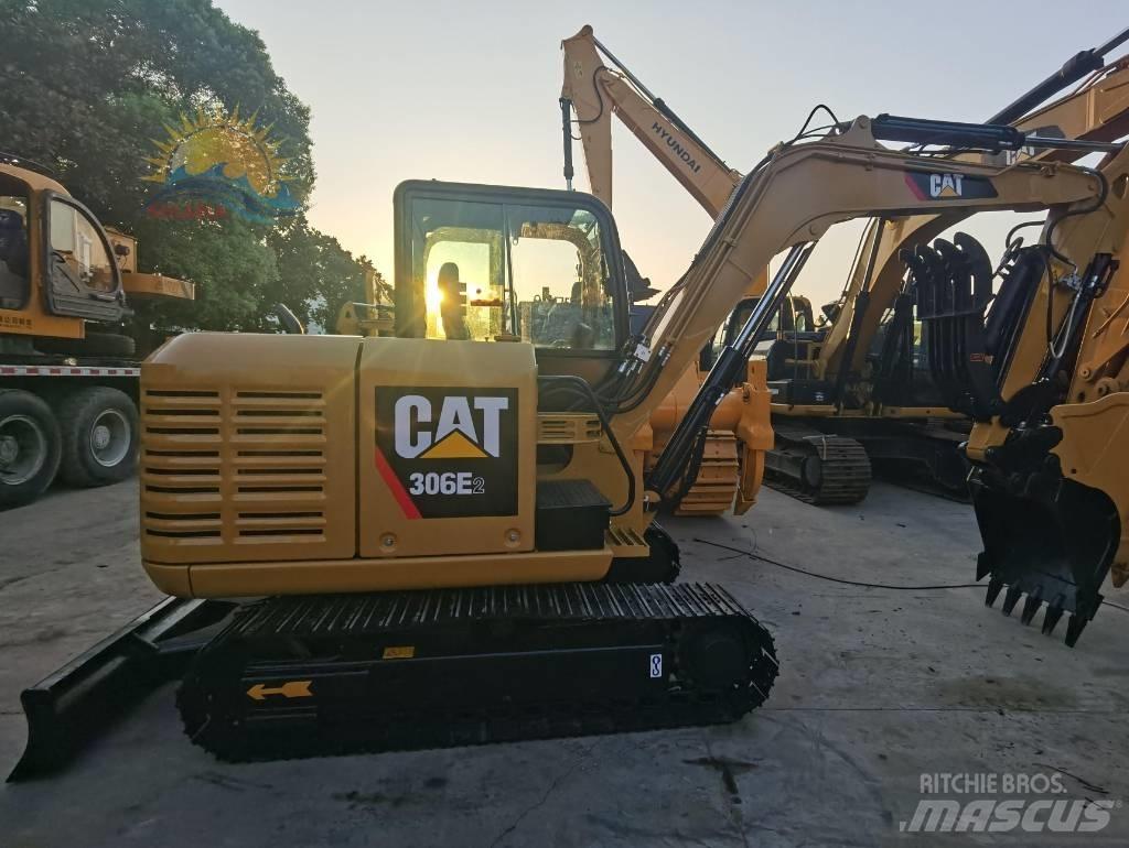 CAT 306 E2 ミニ油圧ショベル 7t以下（ミニユンボ・ミニディガー）