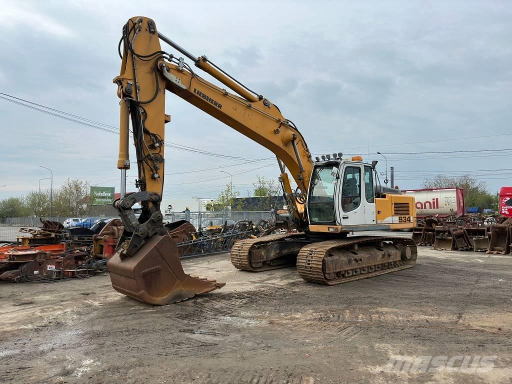 Liebherr R 934 C 大型油圧ショベル12t以上（パワーショベル・ユンボ）