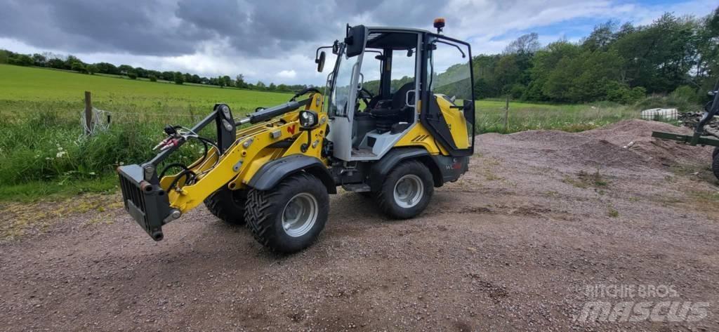 Wacker Neuson WL 28 スキッドステアローダー