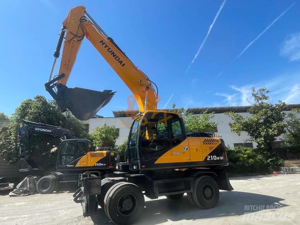 Hyundai R210W ホイール式油圧ショベル（パワーショベル・ユンボ・バックホー）