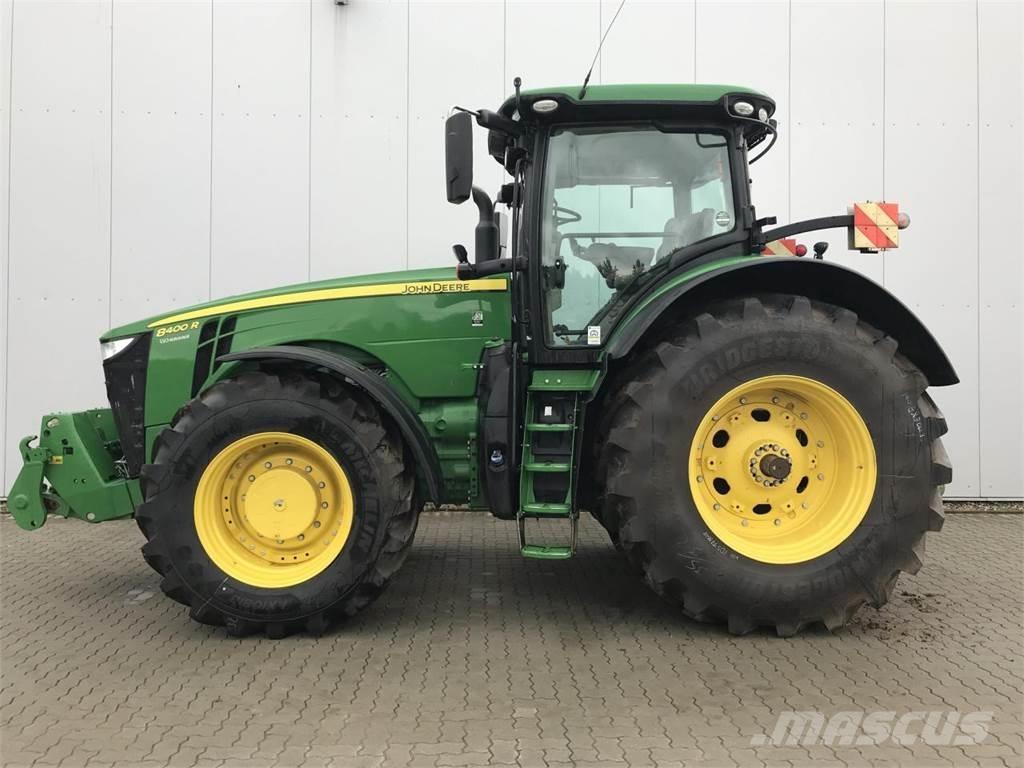 John Deere 8400R トラクター