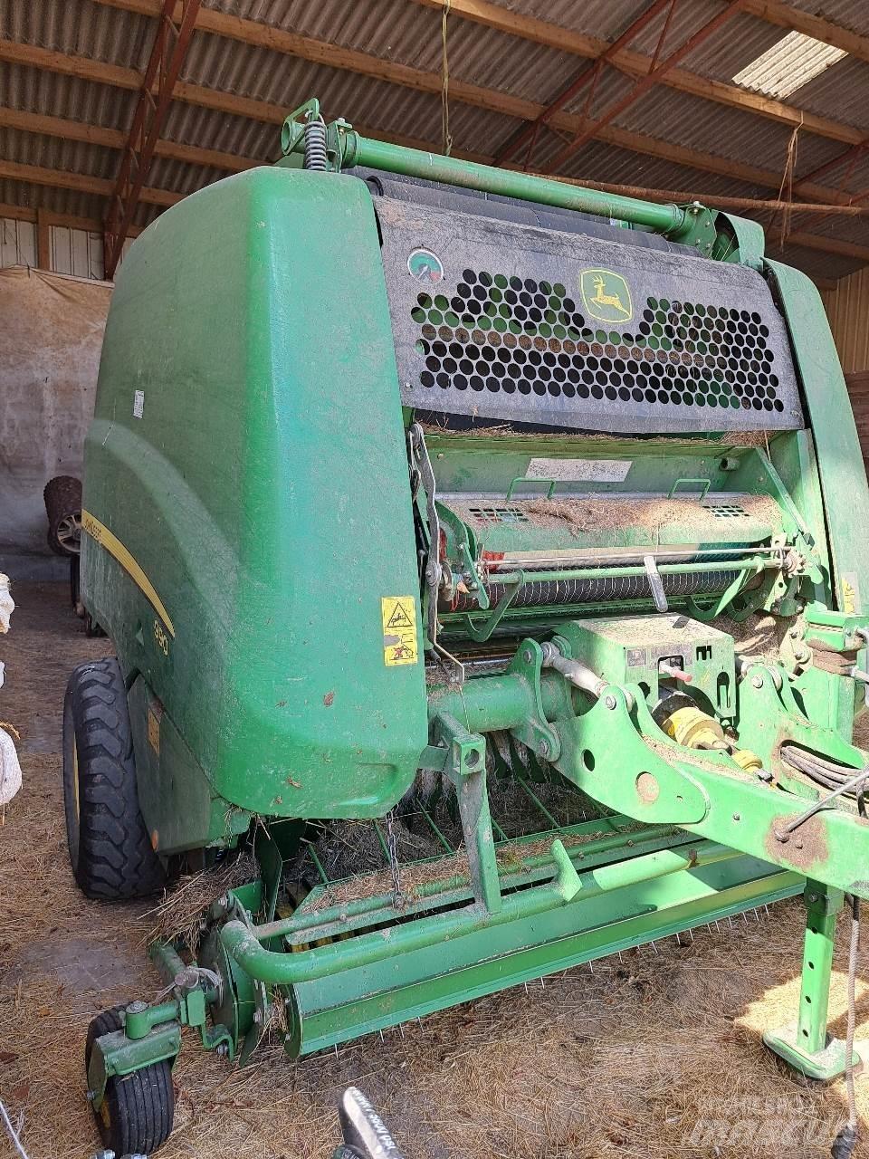 John Deere 990 ラウンドベーラー