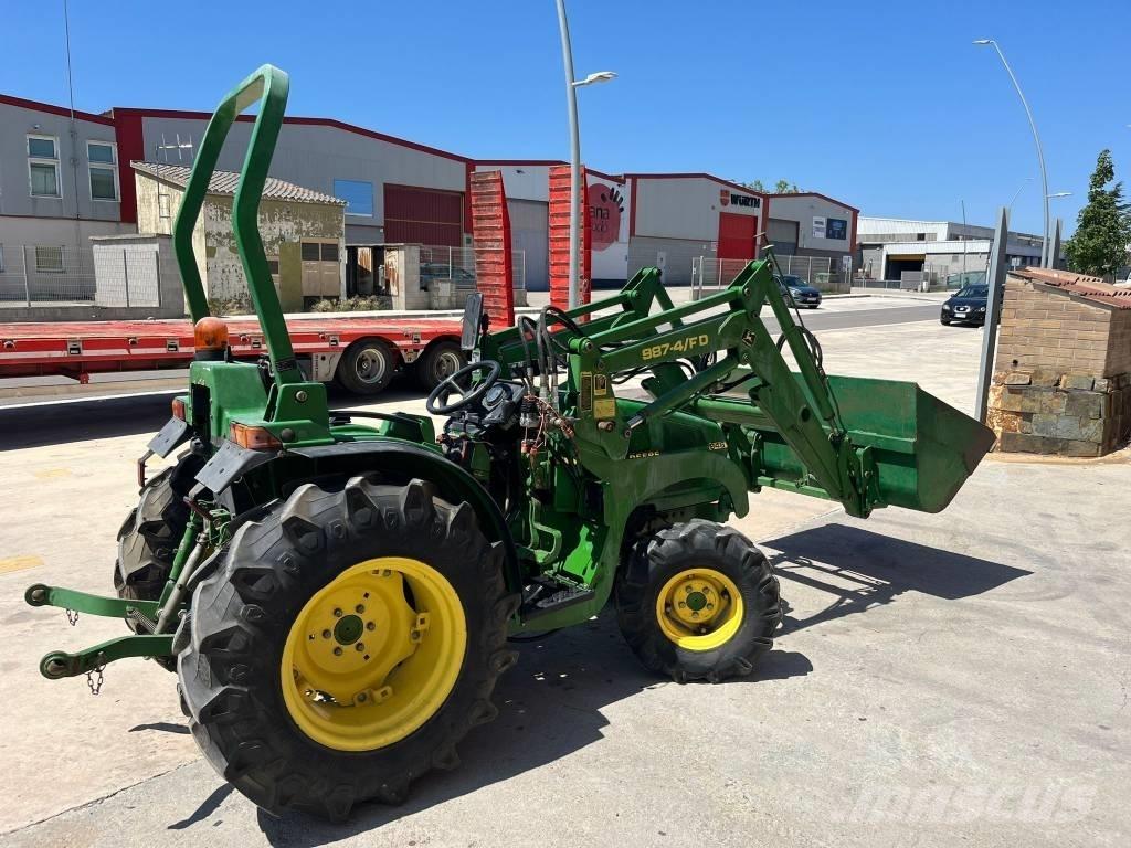 John Deere 946 トラクター
