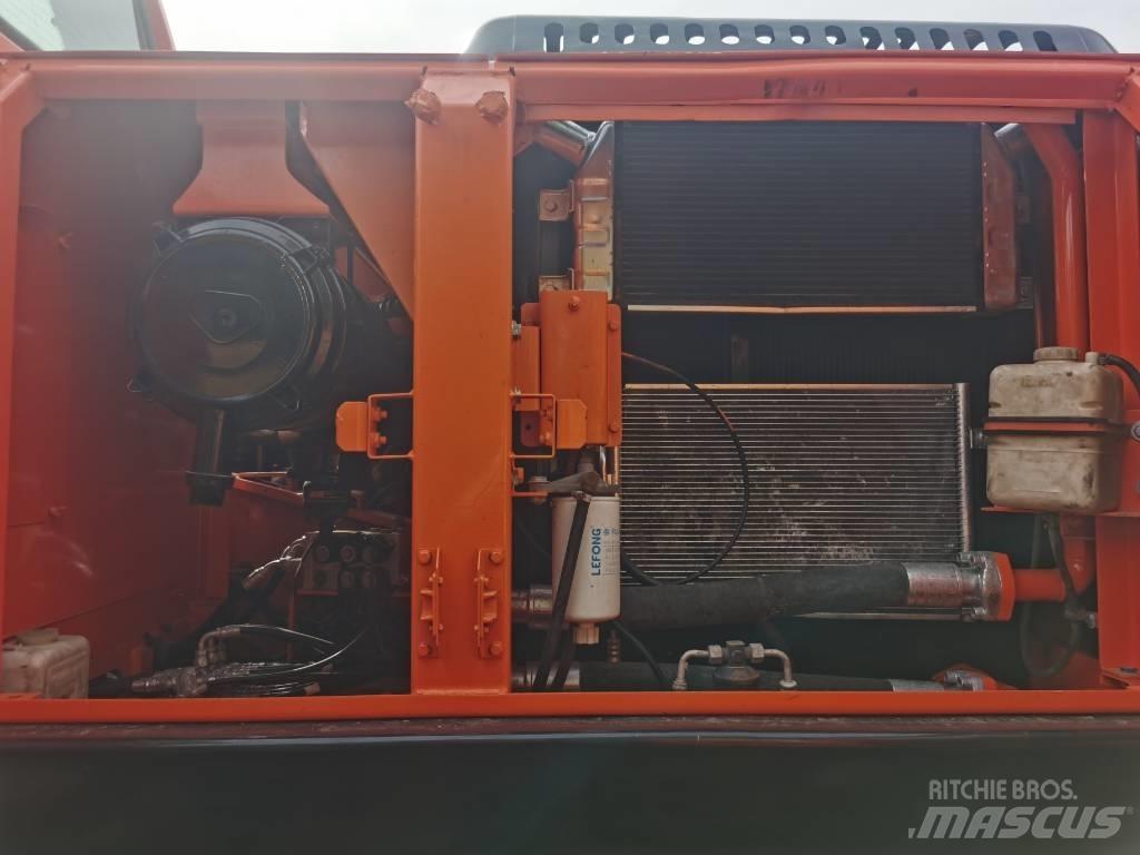 Doosan DX 225LC-9C 大型油圧ショベル12t以上（パワーショベル・ユンボ）