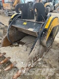  Godet MB BF 120.4 バケットクラッシャー
