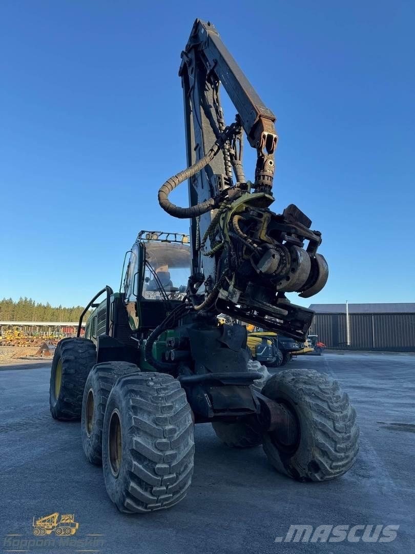 John Deere 1470E ハーベスター