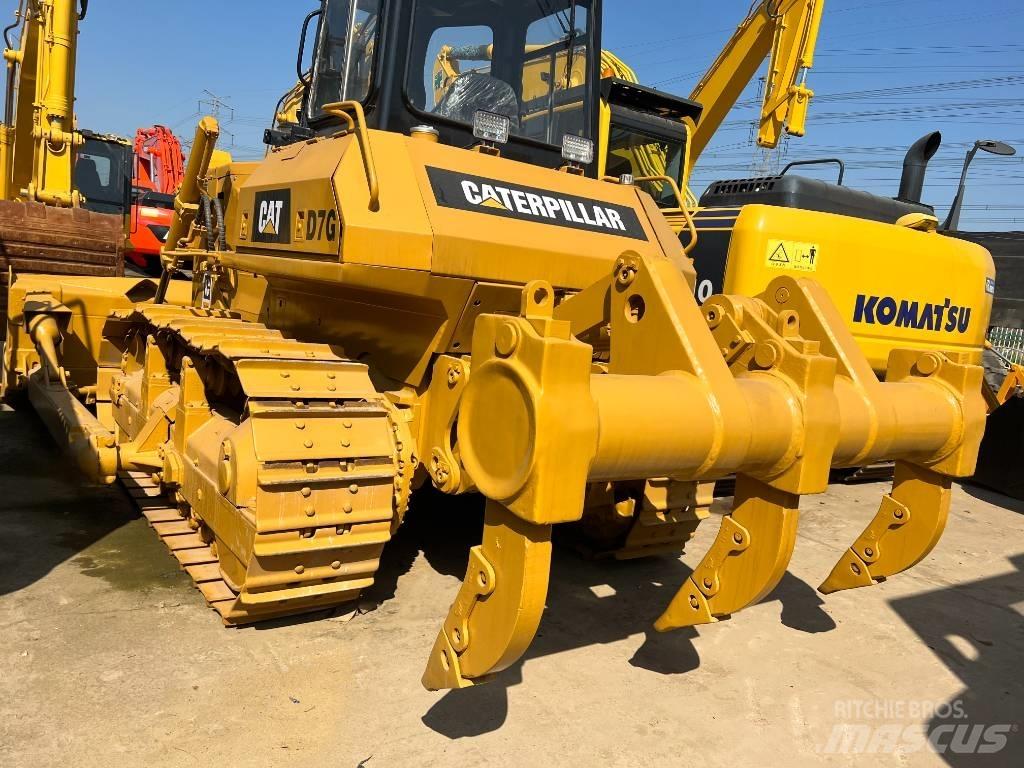 CAT D 7 G II モーターグレーダー