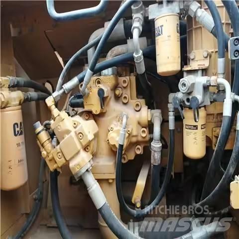 CAT 340 大型油圧ショベル12t以上（パワーショベル・ユンボ）