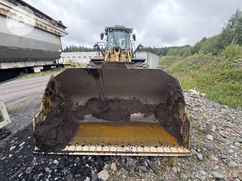 CAT 972 M ホイールローダー・タイヤショベル