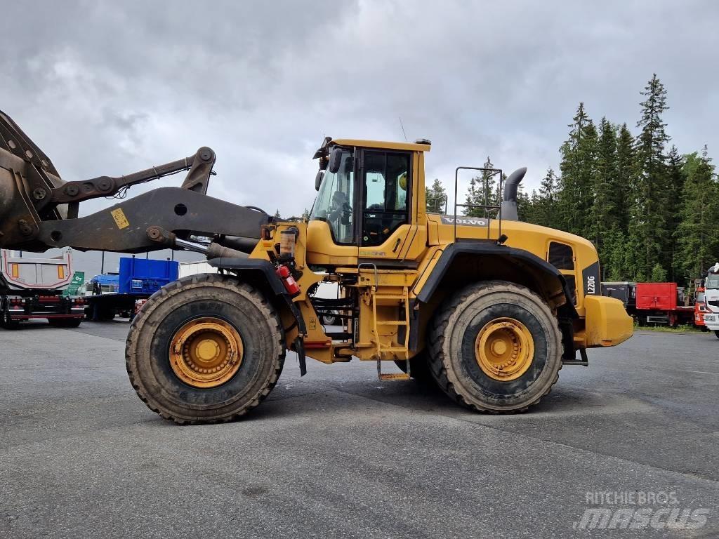 Volvo L 220 G ホイールローダー・タイヤショベル