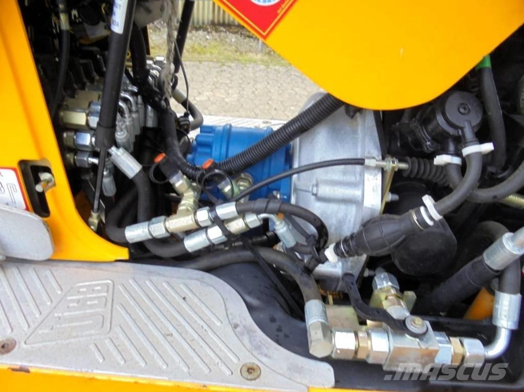 JCB 8010 CTS ミニ油圧ショベル 7t以下（ミニユンボ・ミニディガー）