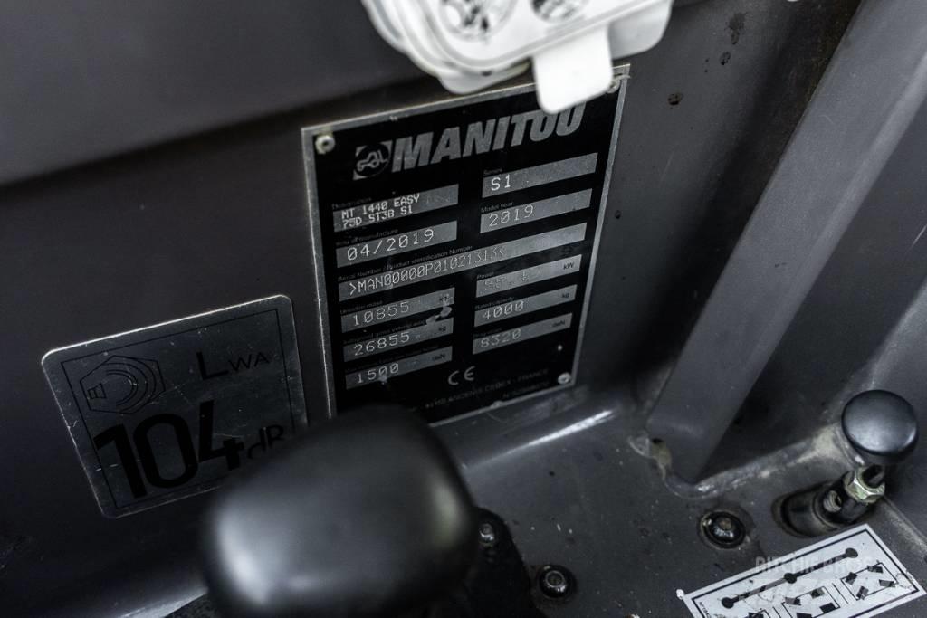 Manitou MT 1440 テレスコーピックハンドラー