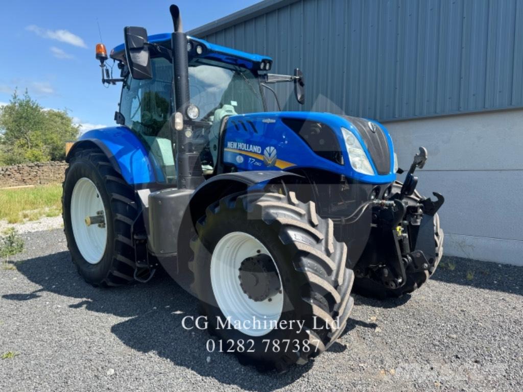 New Holland T 7.260 トラクター