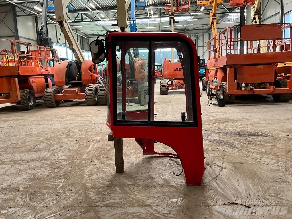 Yanmar Vio 25-6 キャビン及び内装