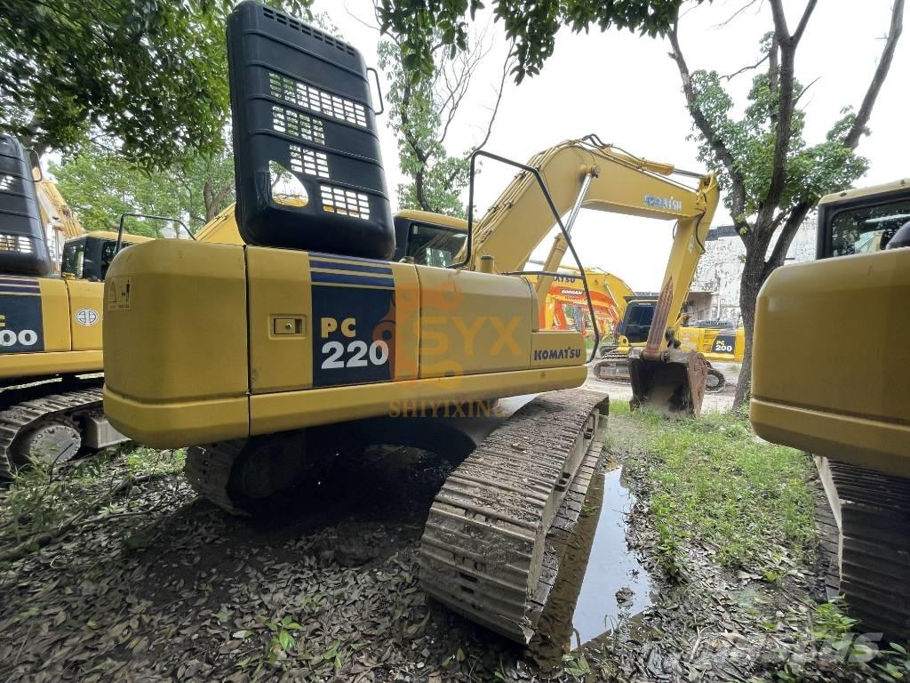 Komatsu PC 220-7 大型油圧ショベル12t以上（パワーショベル・ユンボ）