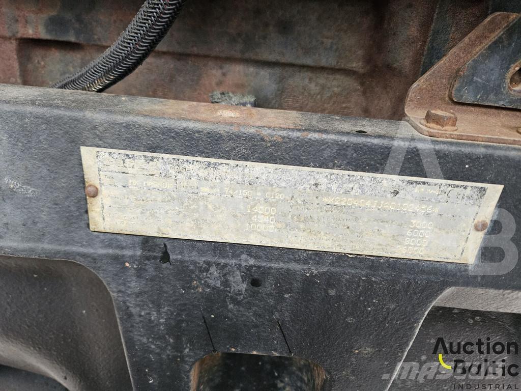 CASE IH MX 220 トラクター