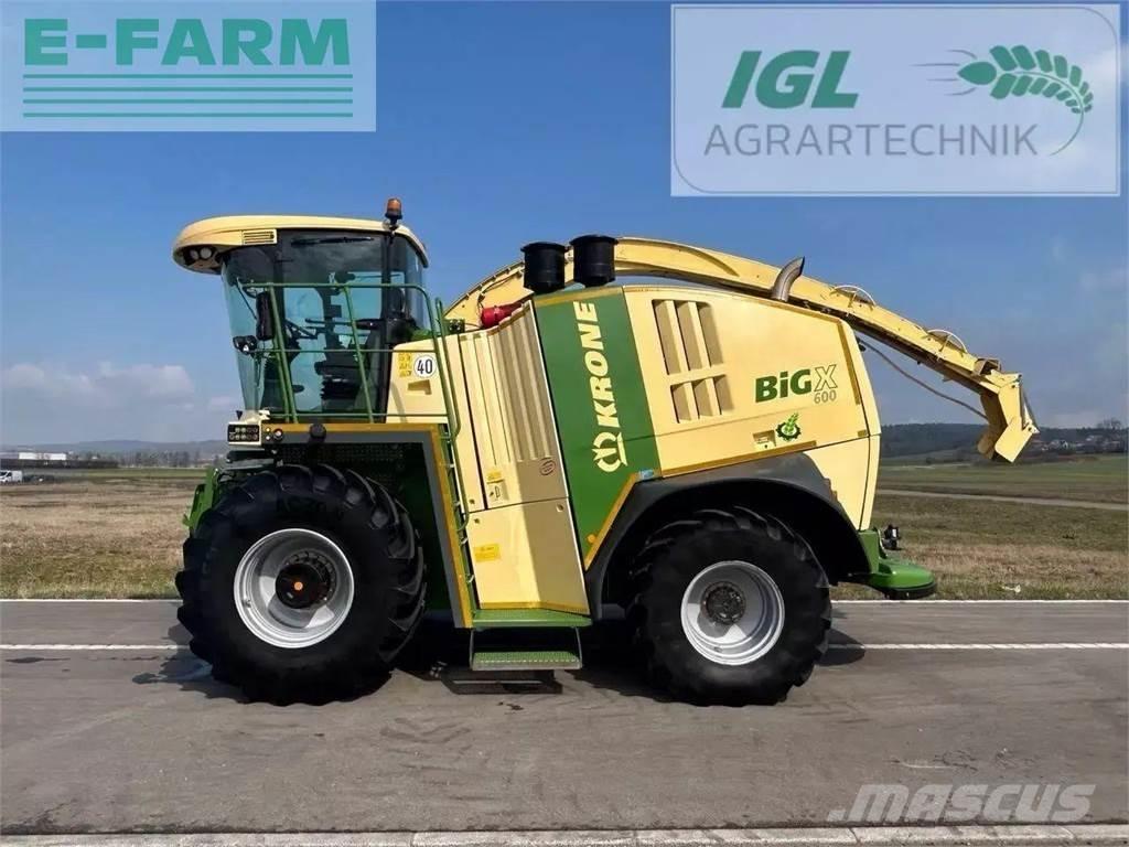 Krone big x 600 i 自走式フォレージハーベスター
