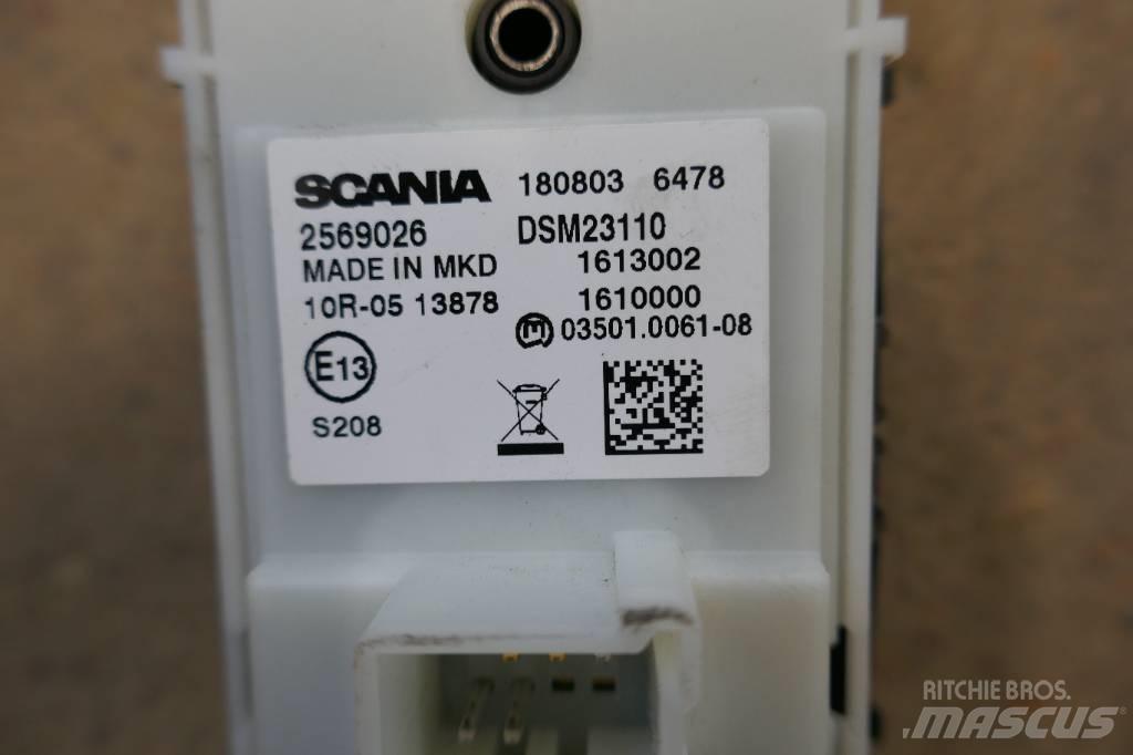 Scania R 660 NGS 電子機器
