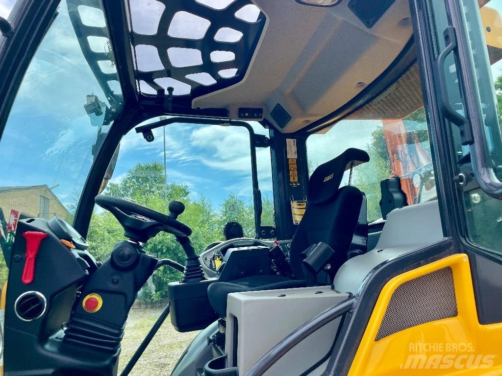 Dieci Agri Pivot T60 農業用テレハンドラー
