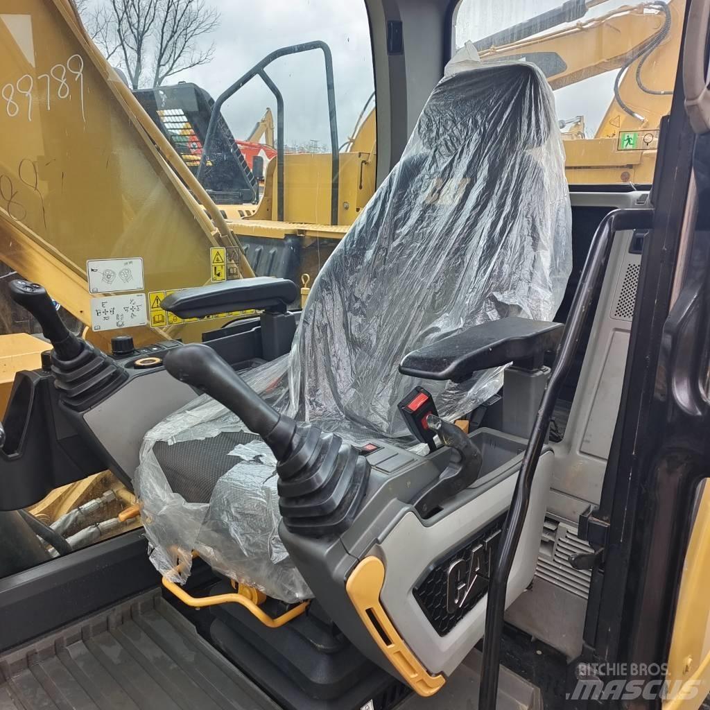 CAT 320GC 大型油圧ショベル12t以上（パワーショベル・ユンボ）