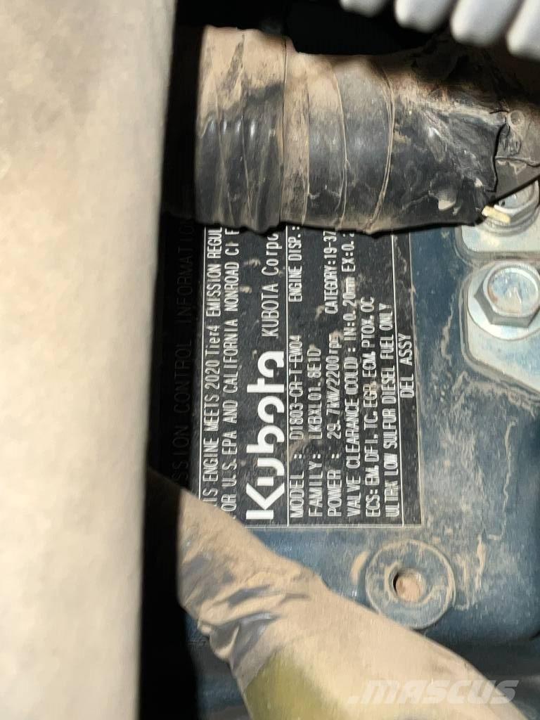 Kubota U 50-5 ミニ油圧ショベル 7t以下（ミニユンボ・ミニディガー）