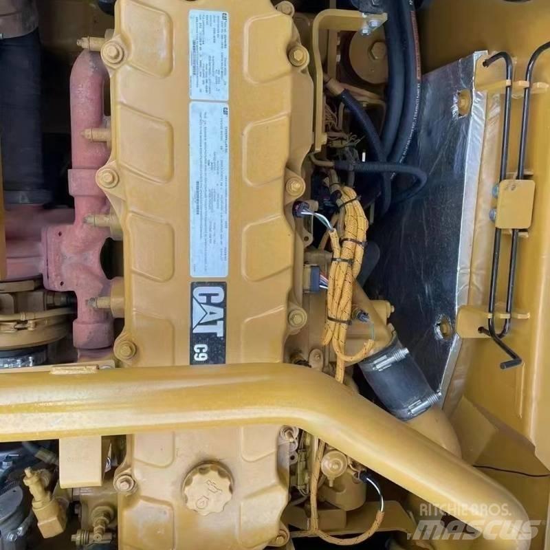 CAT 330 大型油圧ショベル12t以上（パワーショベル・ユンボ）