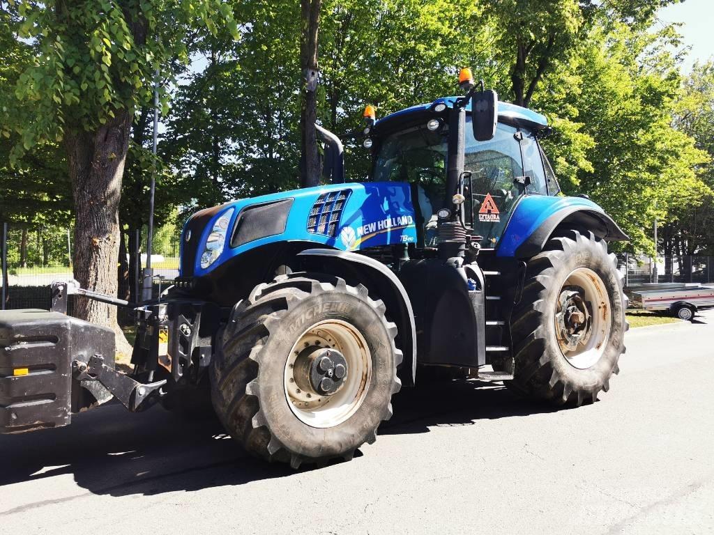 New Holland T 8.410 トラクター