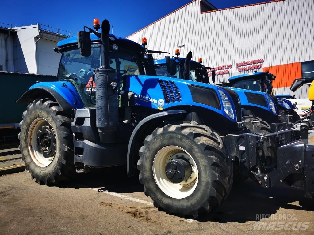 New Holland T 8.410 トラクター