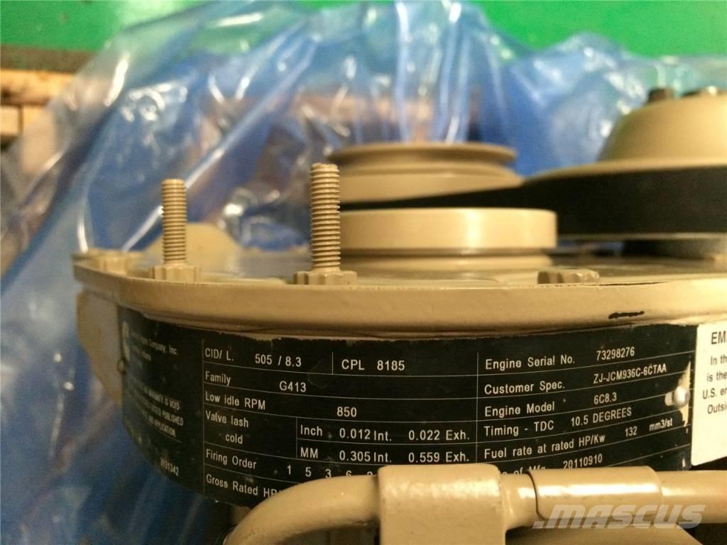 Cummins 6C8.3 エンジン